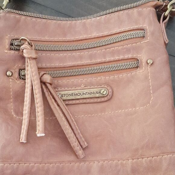 Stone Mountain USA crossbody bag lots of pockets good condition one gray one tan - Picture 5 of 8